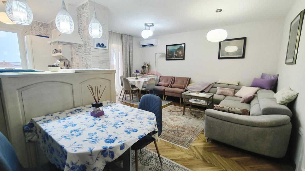 Stanovanje/Apartma Fažana, 65,59m2