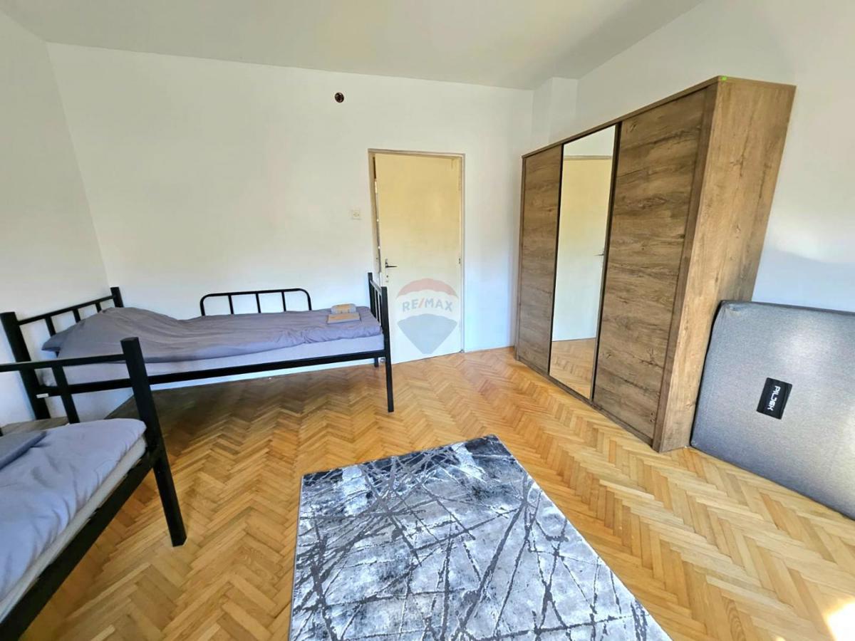 Hiša Sveta Nedelja, 200m2