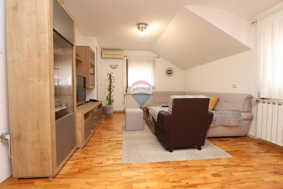 Hiša Sveta Klara, Novi Zagreb - Zapad, 204m2