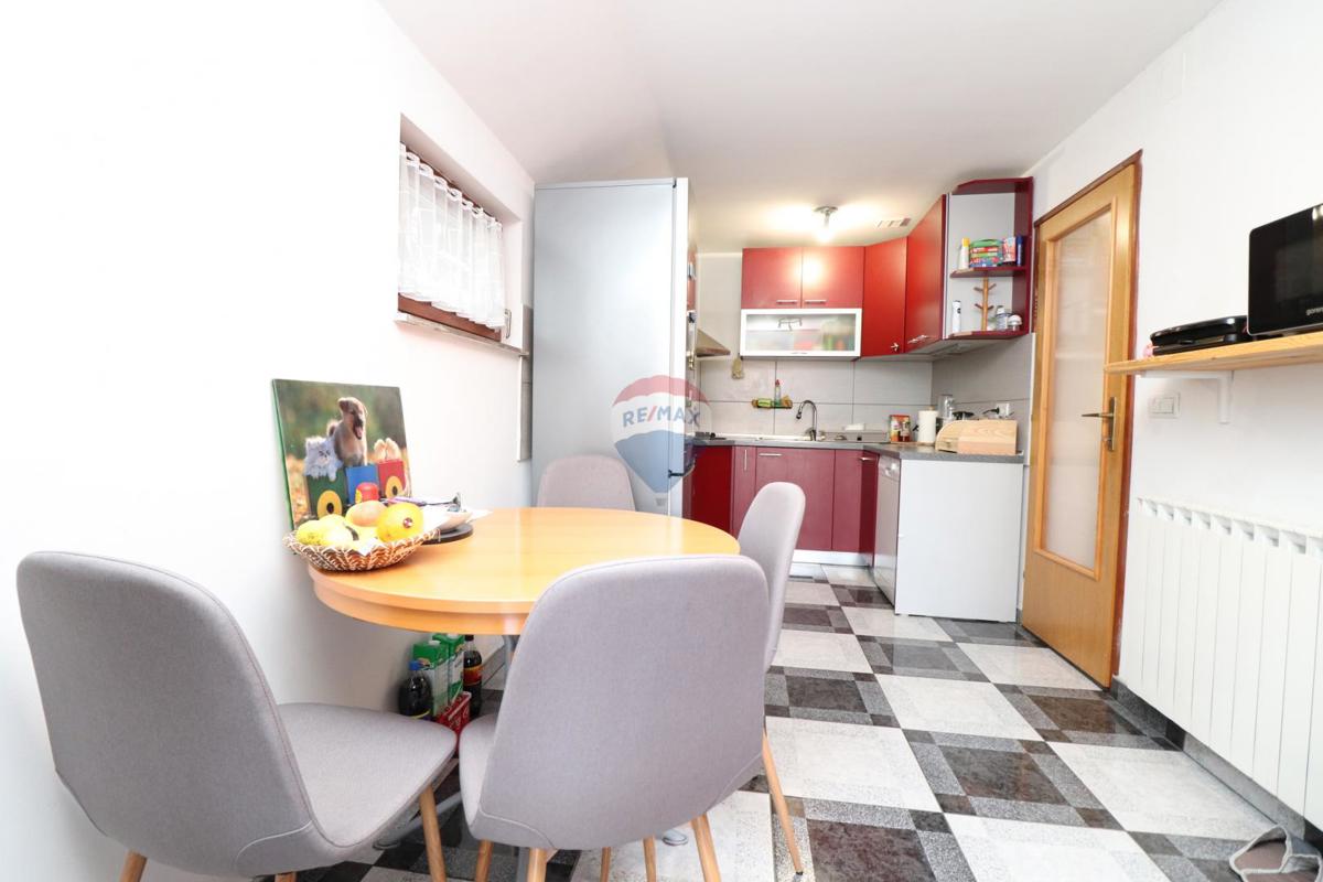 Hiša Sveta Klara, Novi Zagreb - Zapad, 204m2