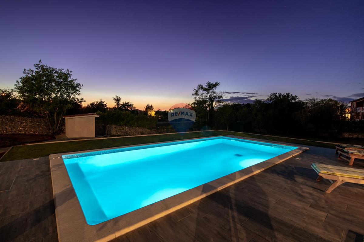 Hiša Nedešćina, Sveta Nedelja, 350,88m2