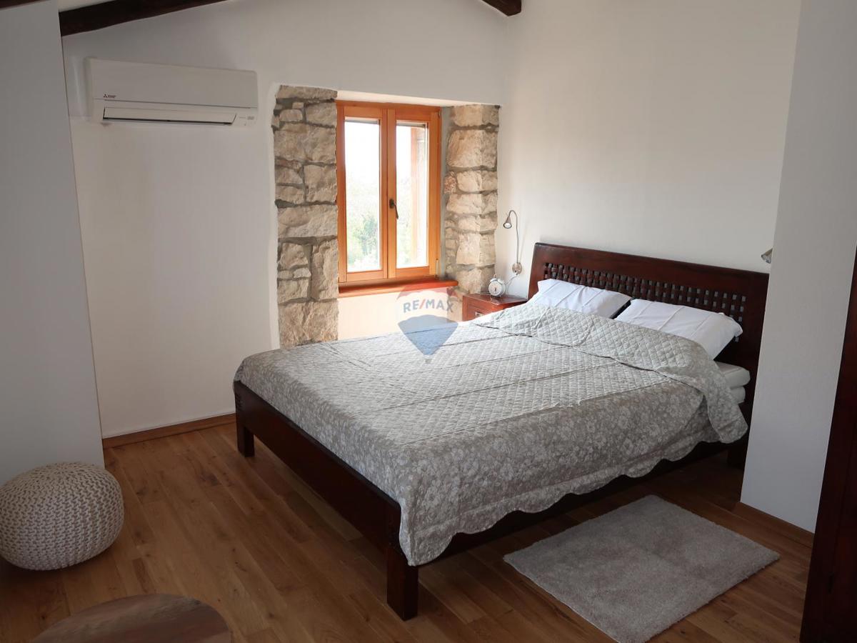 Hiša Nedešćina, Sveta Nedelja, 350,88m2