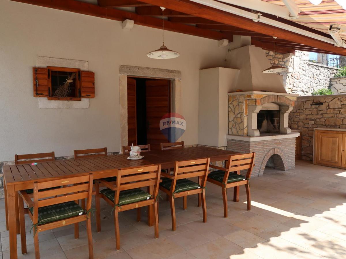 Hiša Nedešćina, Sveta Nedelja, 350,88m2