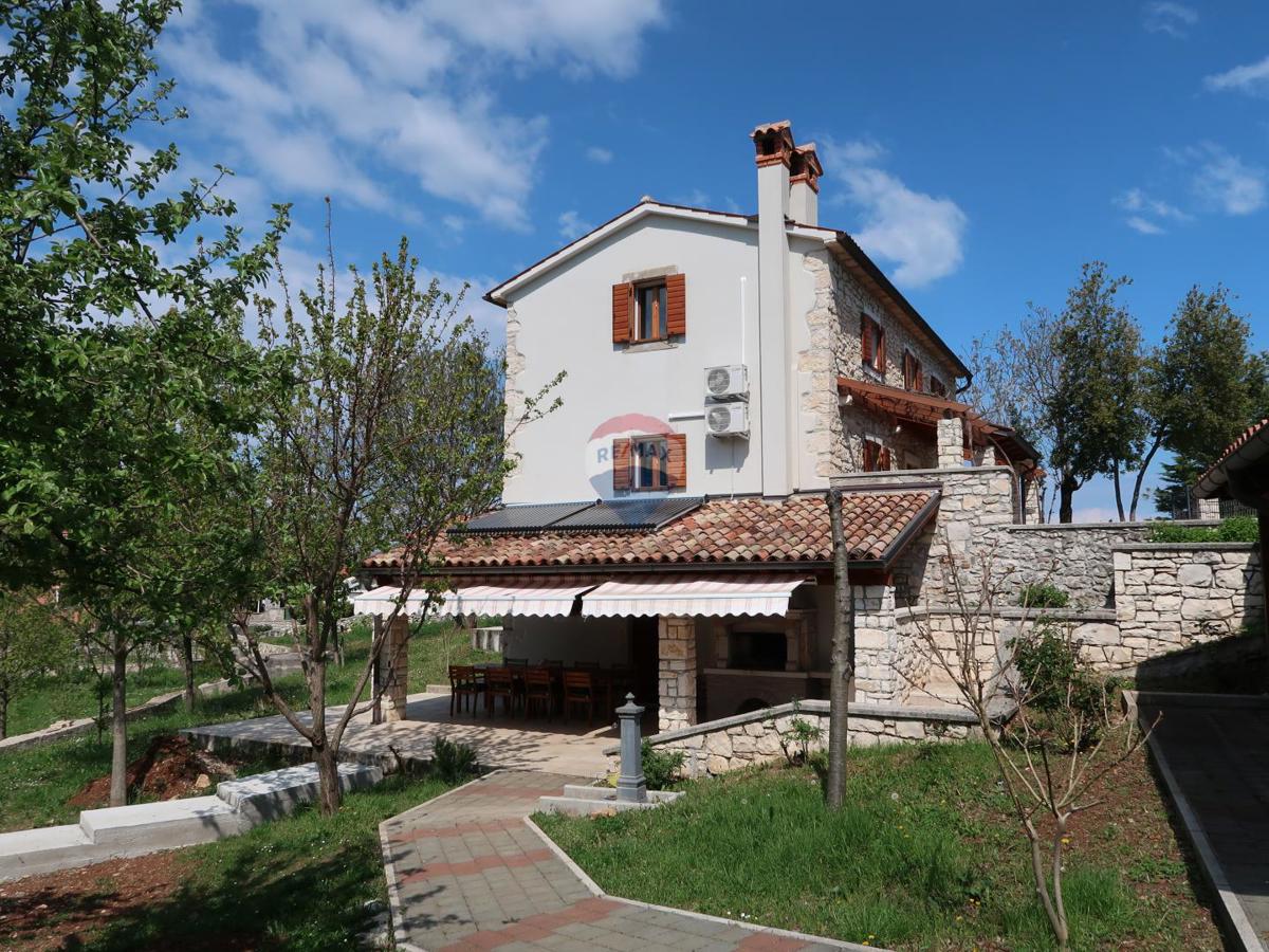 Hiša Nedešćina, Sveta Nedelja, 350,88m2