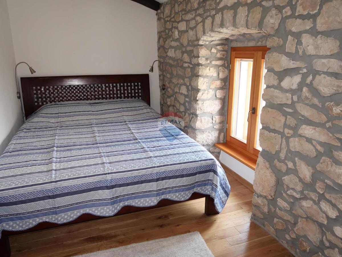 Hiša Nedešćina, Sveta Nedelja, 350,88m2