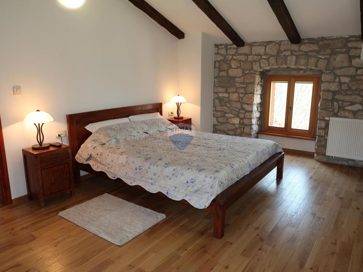 Hiša Nedešćina, Sveta Nedelja, 350,88m2