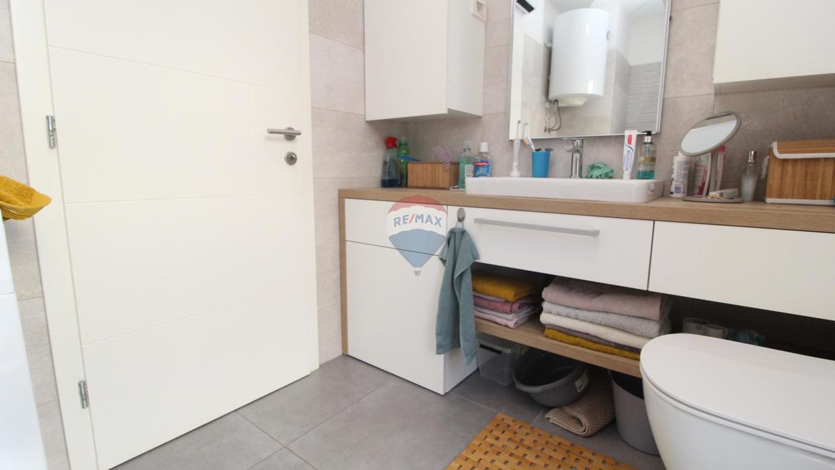 Stanovanje/Apartma Novigrad, 66m2