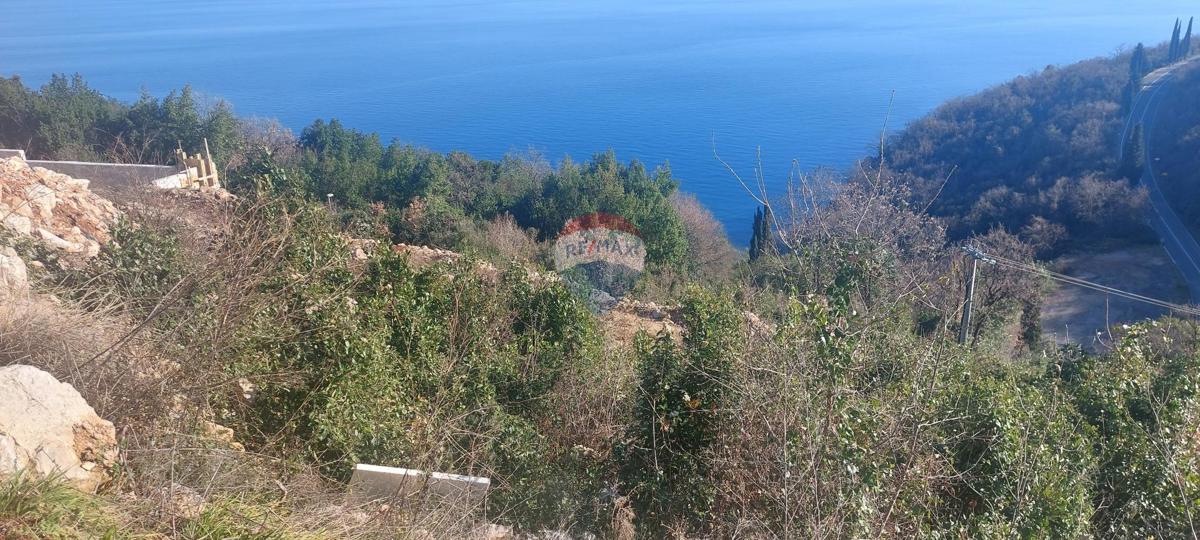 Stavbno zemljišče Medveja, Lovran, 1.083m2