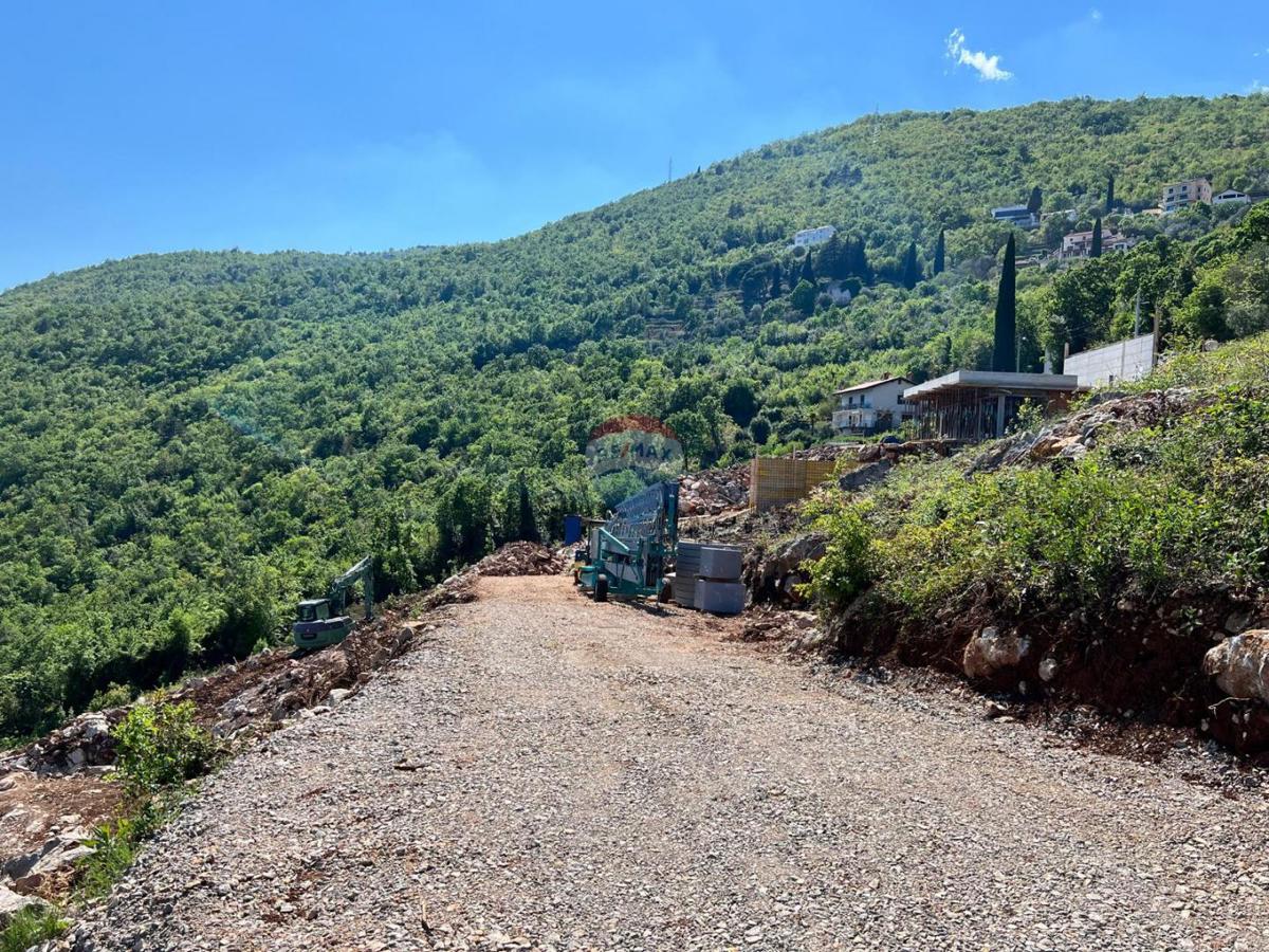 Stavbno zemljišče Medveja, Lovran, 1.083m2