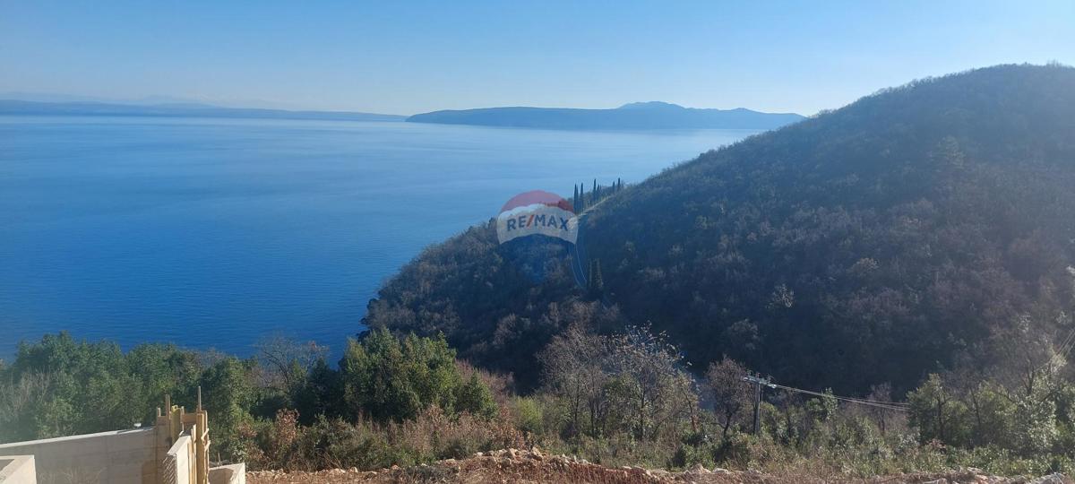 Stavbno zemljišče Medveja, Lovran, 1.083m2