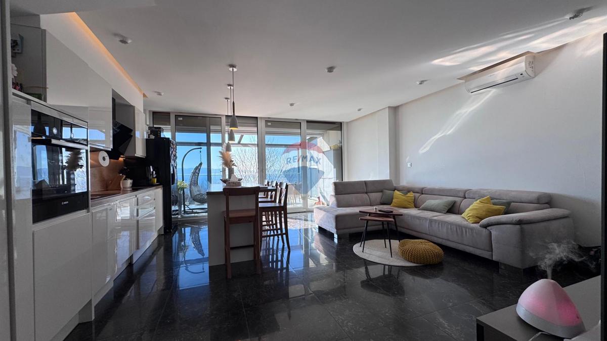 Stanovanje/Apartma Kostrena, 101m2