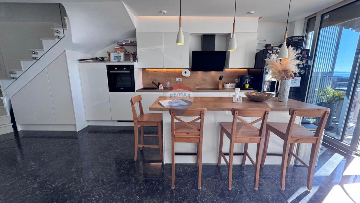 Stanovanje/Apartma Kostrena, 101m2