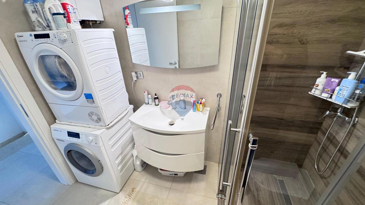 Stanovanje/Apartma Kostrena, 101m2