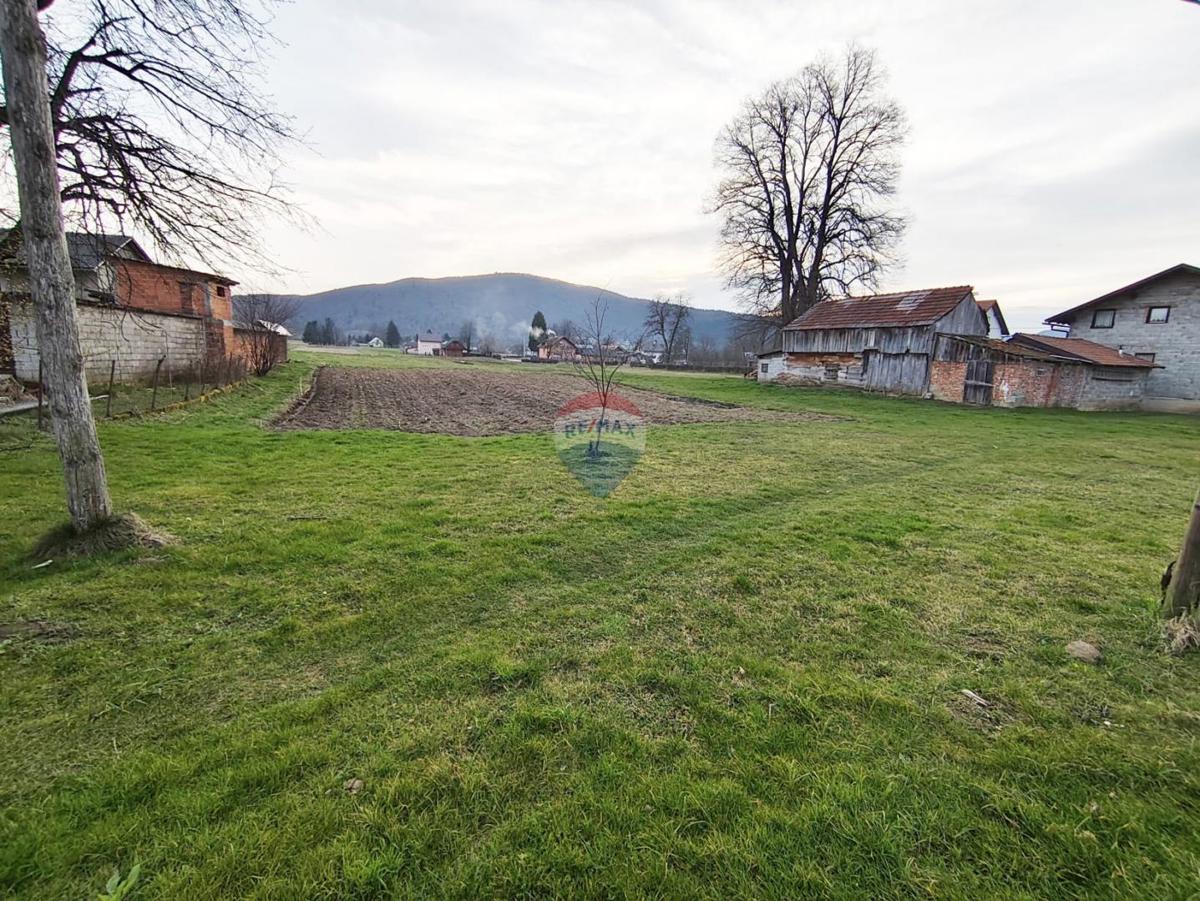 Stavbno zemljišče Oštarije, Josipdol, 2.467m2