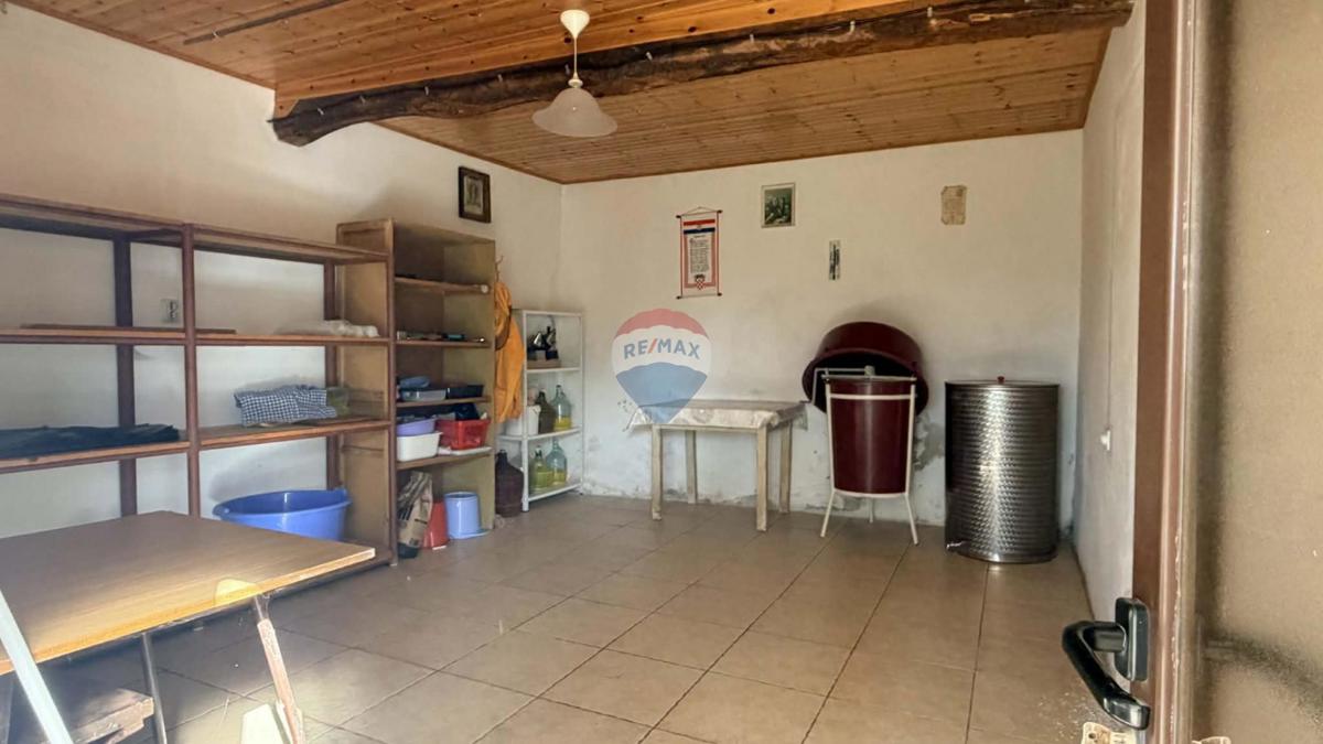 Hiša Cere, Žminj, 200m2