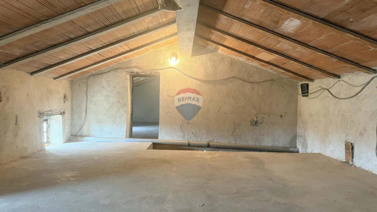 Hiša Cere, Žminj, 200m2