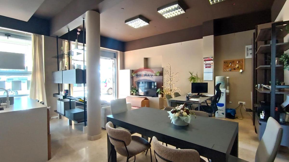 Poslovni prostori Novigrad, 129m2