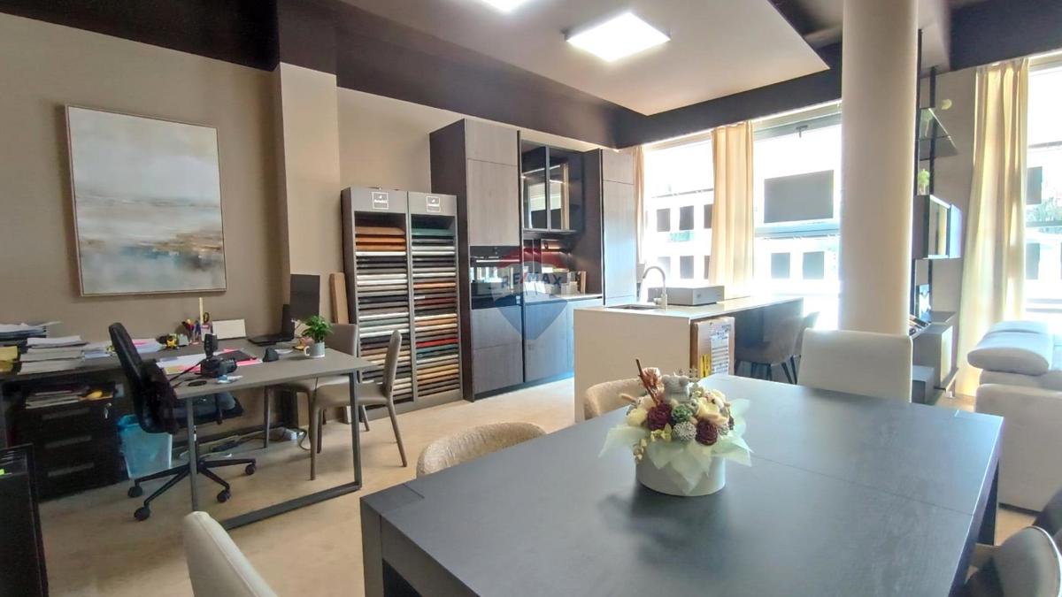 Poslovni prostori Novigrad, 129m2