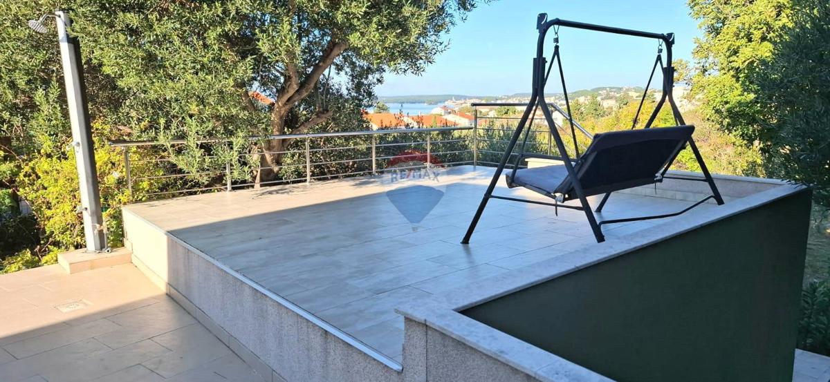 Stanovanje/Apartma Barbat na Rabu, Rab, 65m2