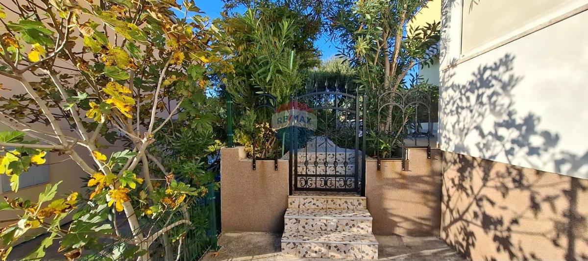 Stanovanje/Apartma Barbat na Rabu, Rab, 65m2