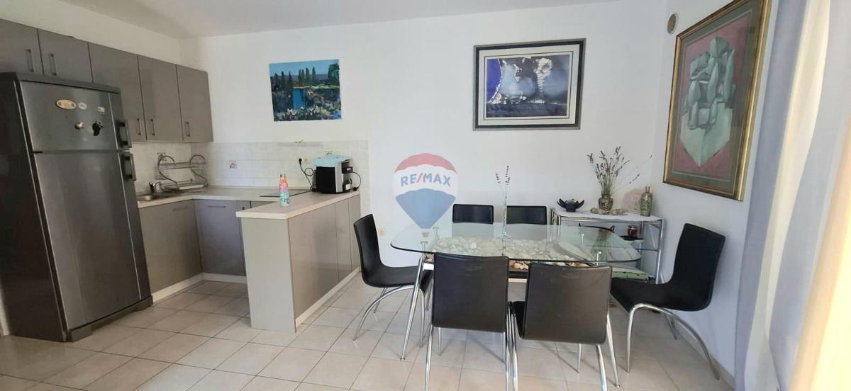 Stanovanje/Apartma Barbat na Rabu, Rab, 65m2