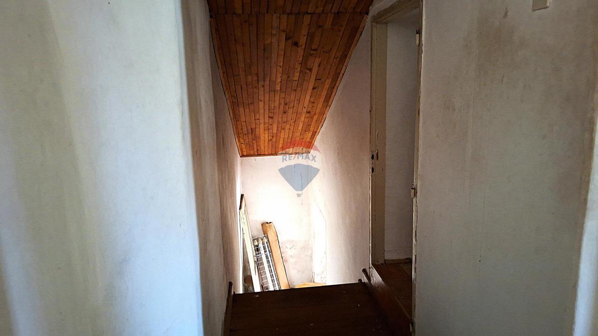 Hiša Kaštel, Buje, 78m2