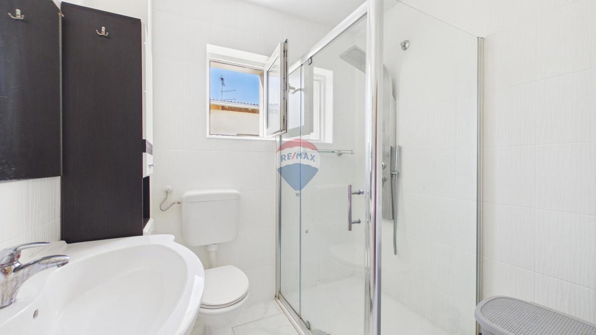 Hiša Gornji Desinec, Jastrebarsko - Okolica, 245m2