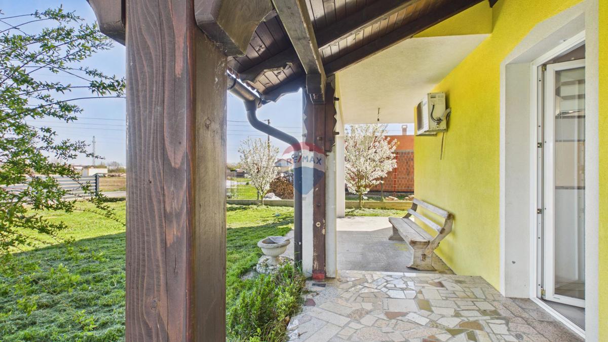 Hiša Gornji Desinec, Jastrebarsko - Okolica, 245m2