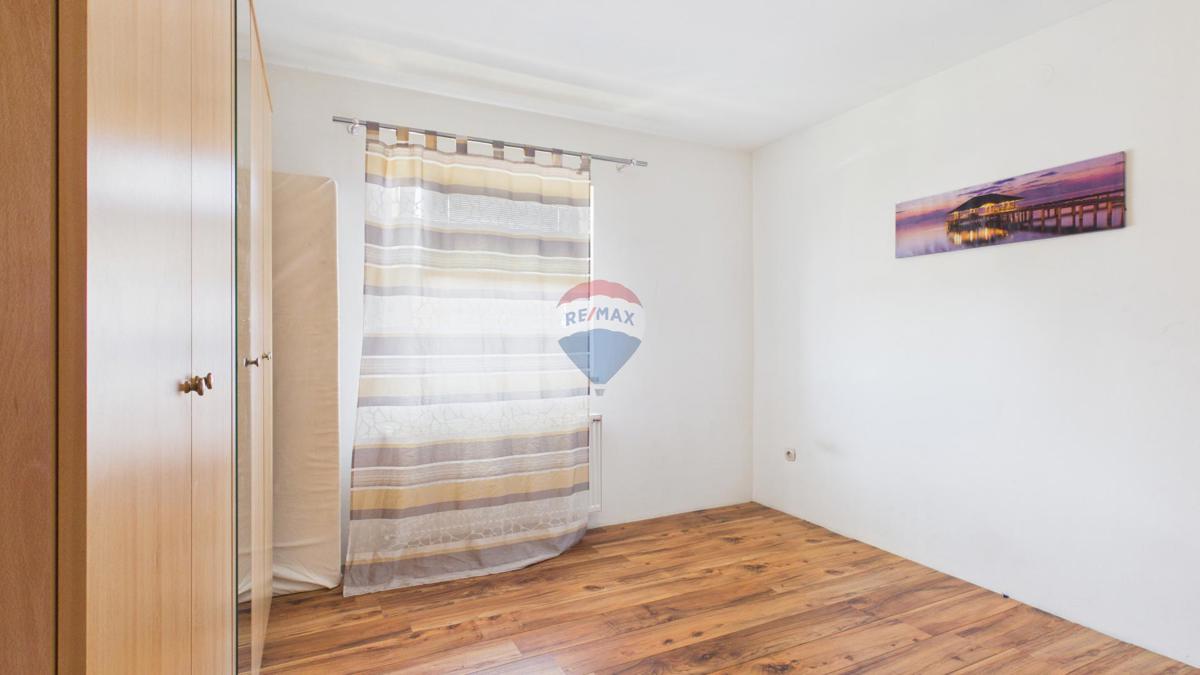 Hiša Gornji Desinec, Jastrebarsko - Okolica, 245m2