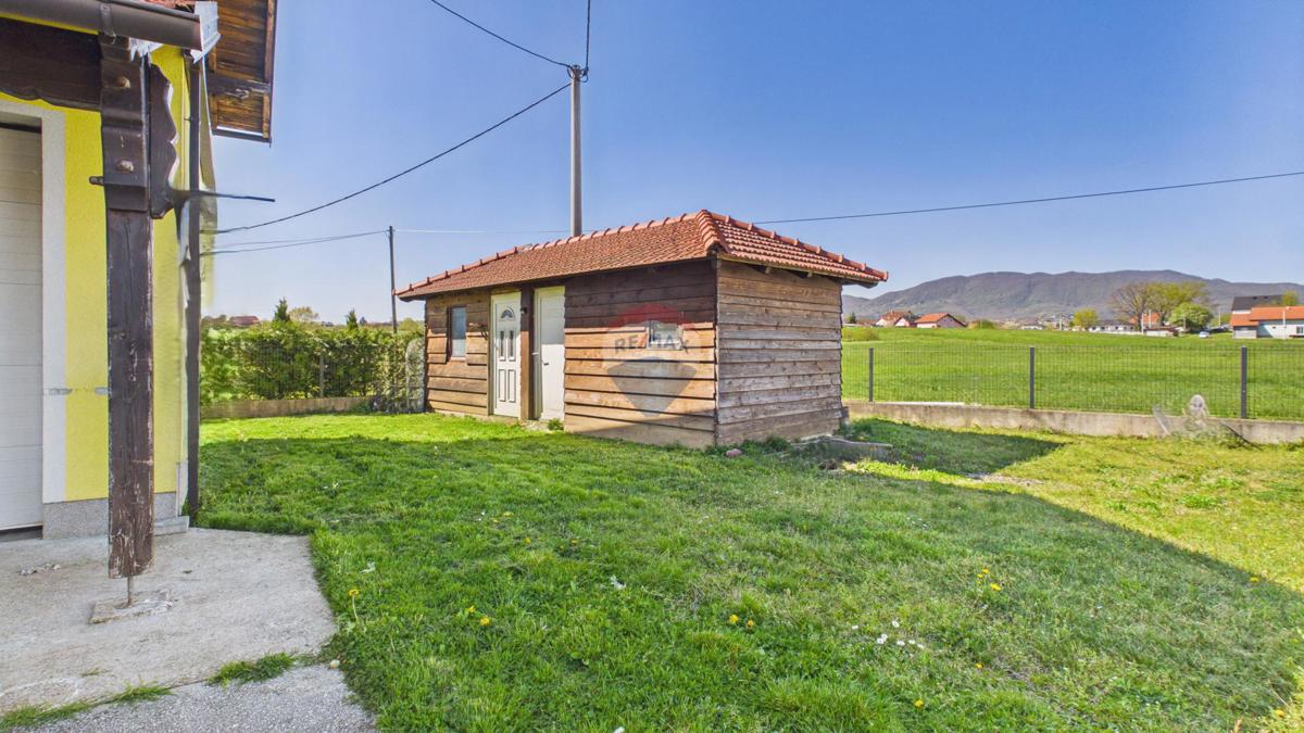 Hiša Gornji Desinec, Jastrebarsko - Okolica, 245m2