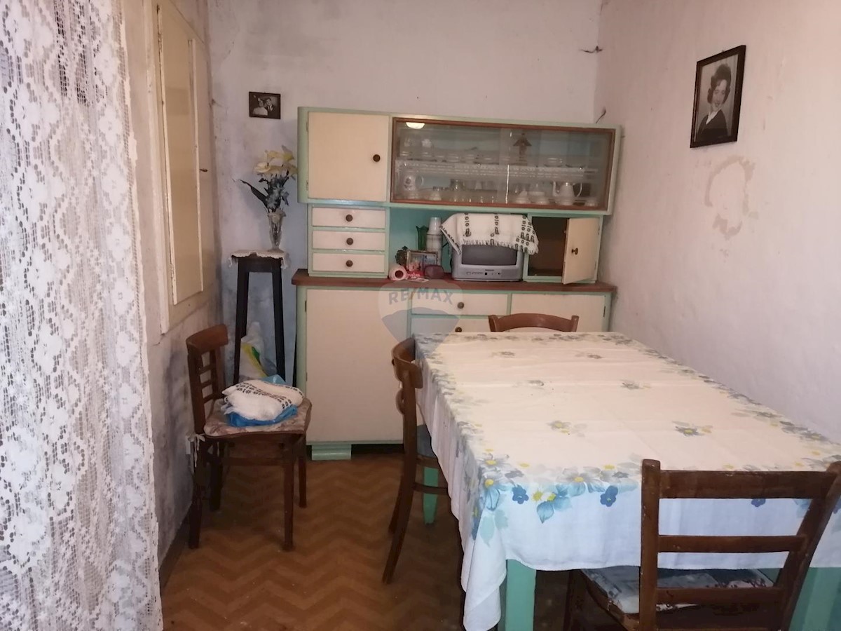 Hiša Višnjan, 201m2