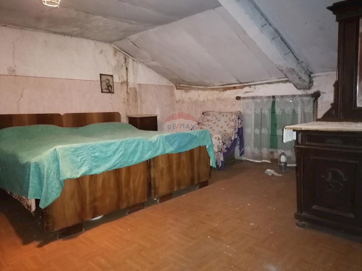 Hiša Višnjan, 201m2