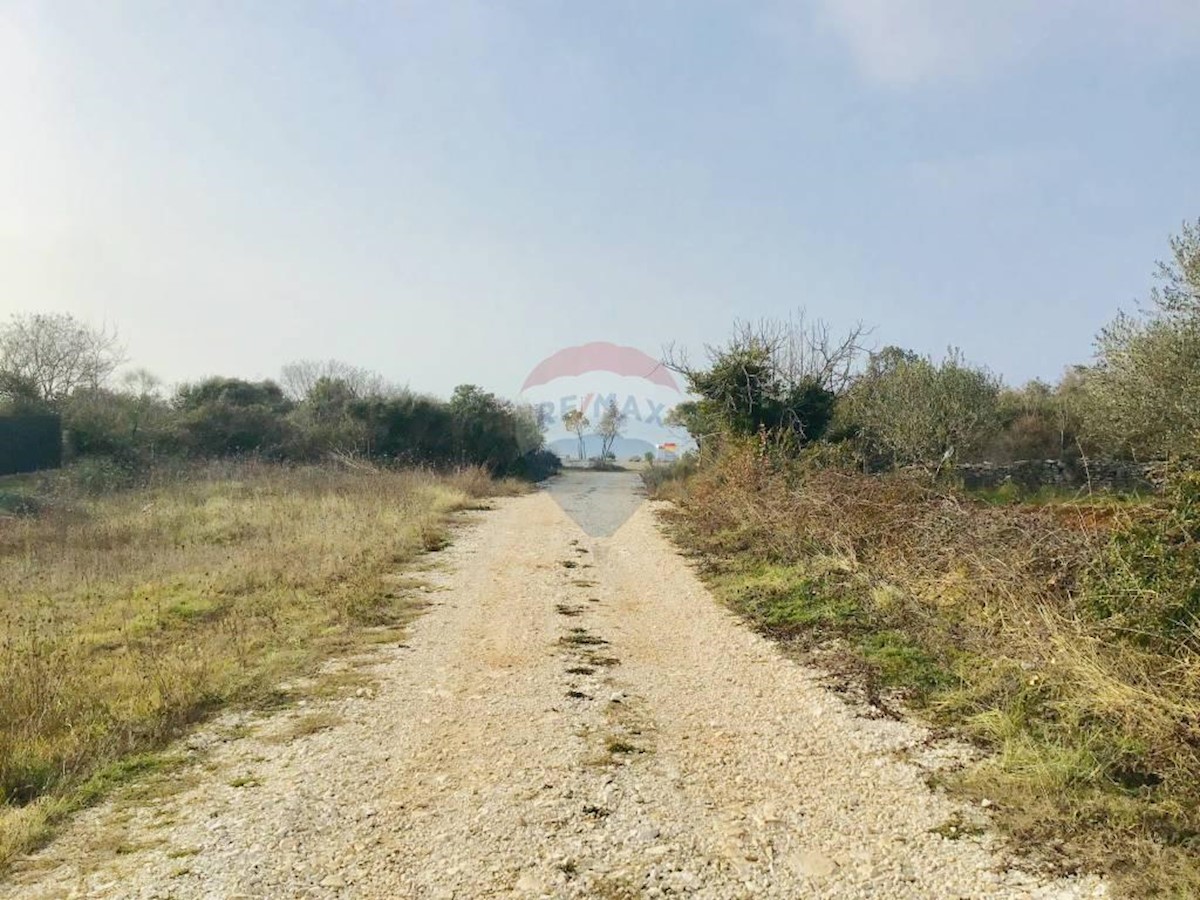 Stavbno zemljišče Peroj, Vodnjan, 1.002m2