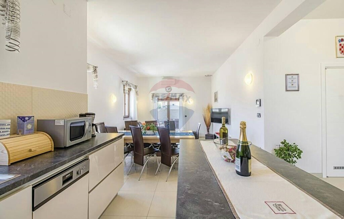 Hiša Jadreški, Ližnjan, 337m2