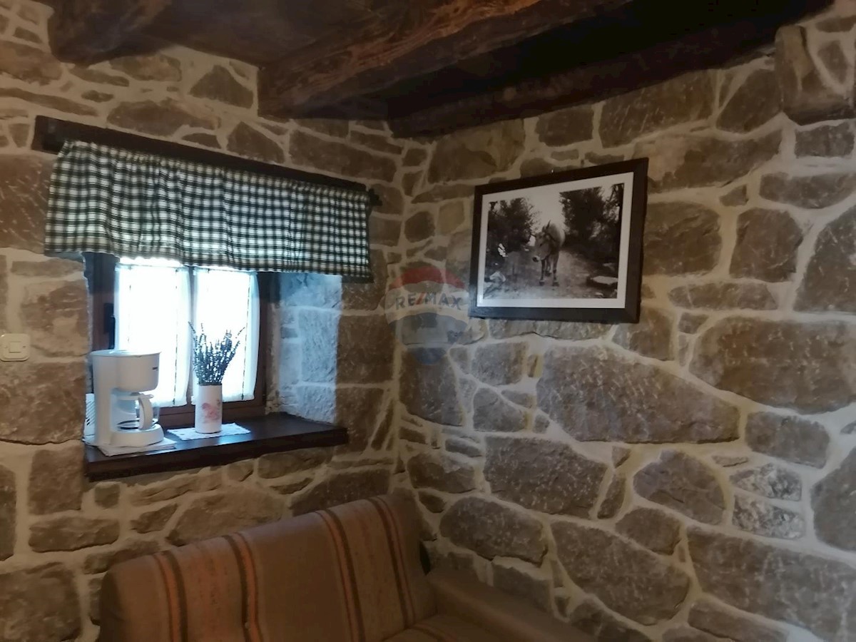 Hiša Buzet, 78m2