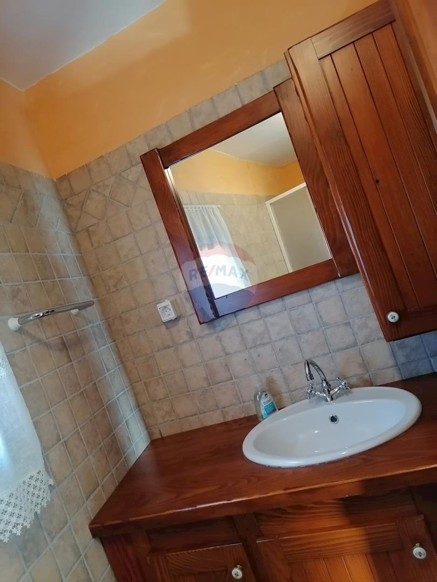 Hiša Buzet, 78m2