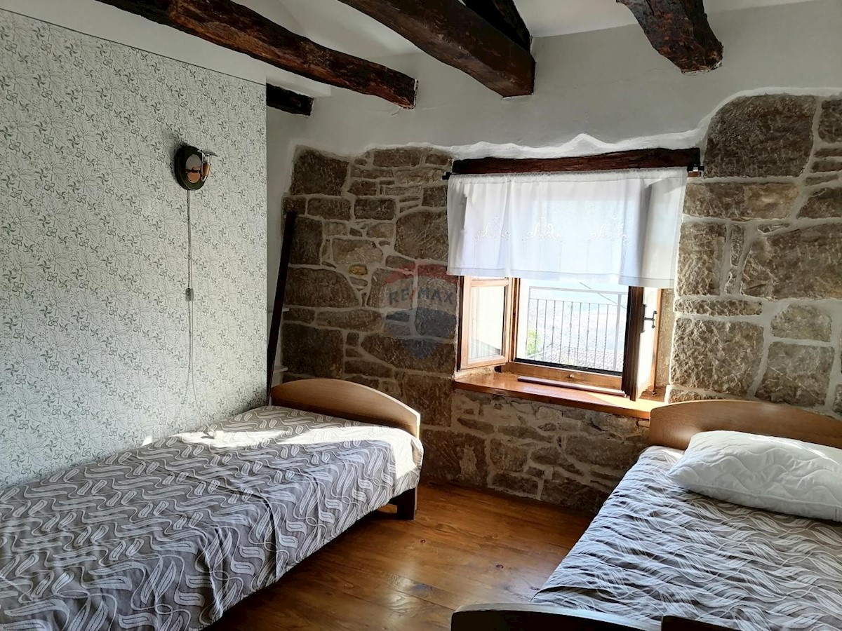Hiša Buzet, 78m2