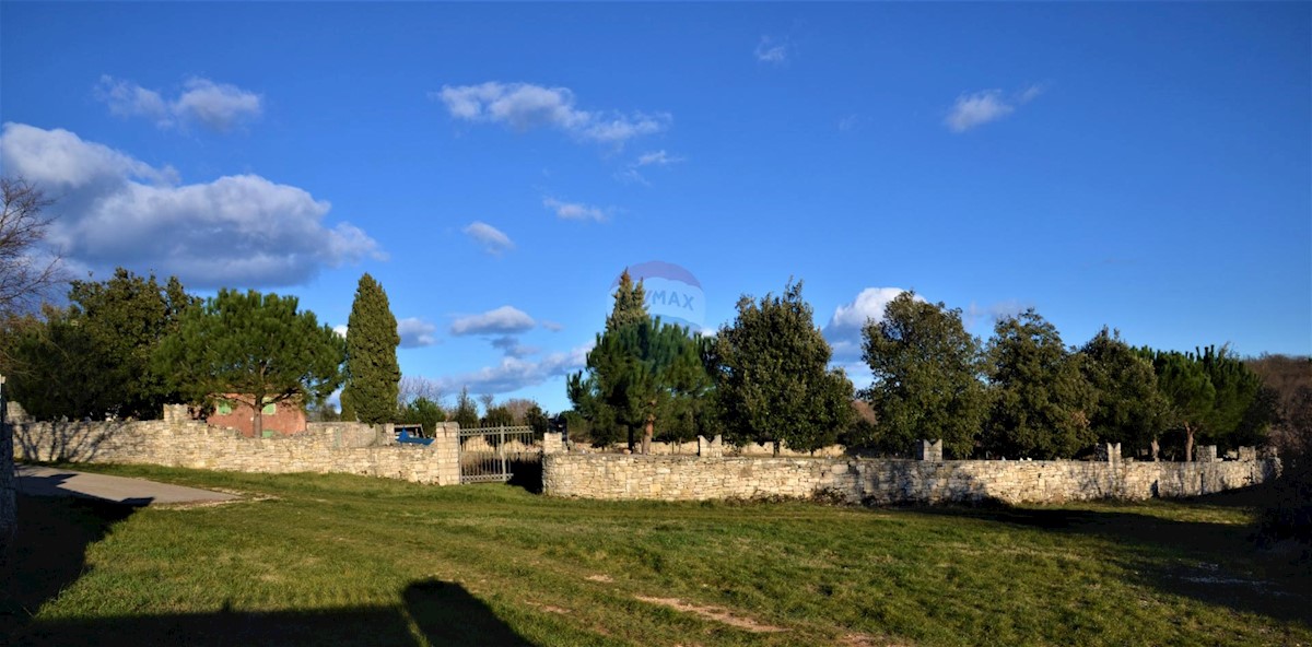 Hiša Kanfanar, 350m2