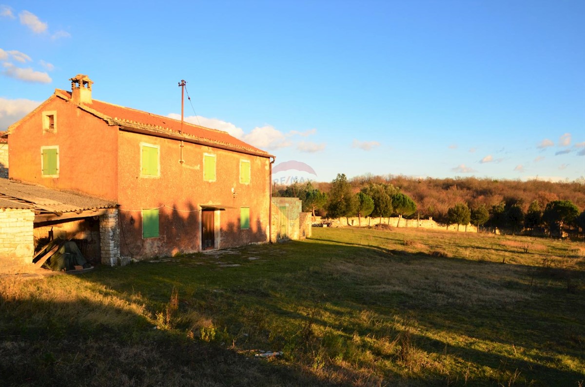 Hiša Kanfanar, 350m2