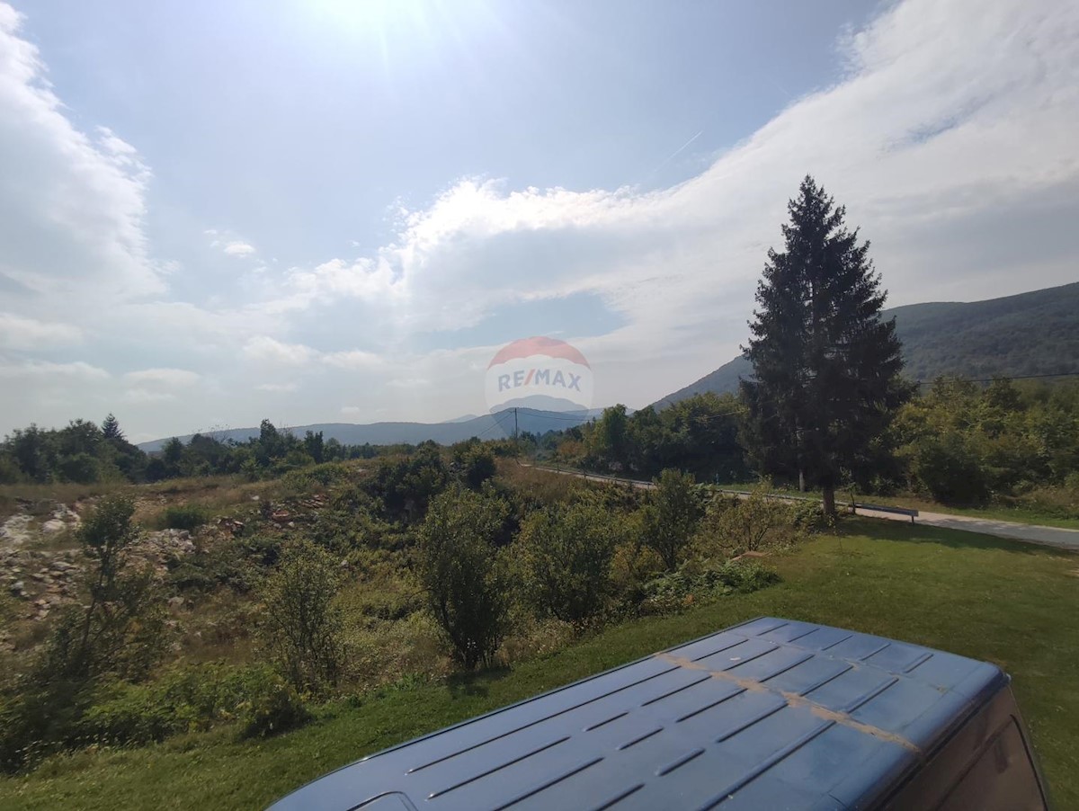 Hiša Selište Drežničko, Rakovica, 17.000m2