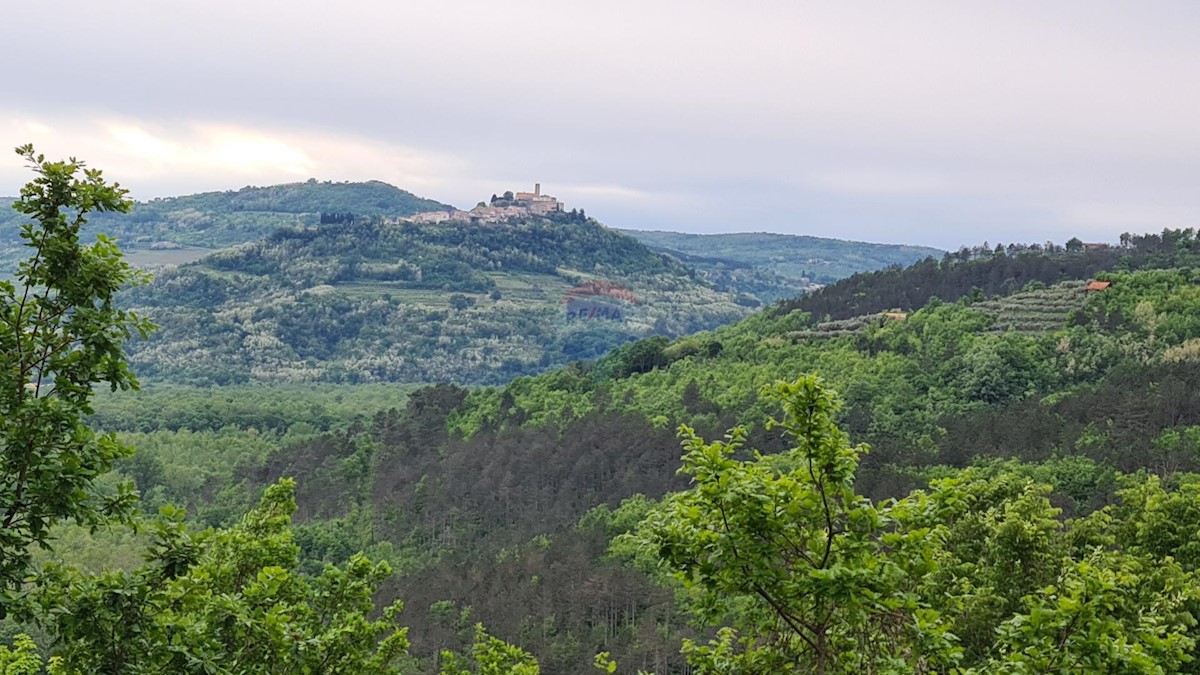 Stavbno zemljišče Oprtalj, 3.816m2