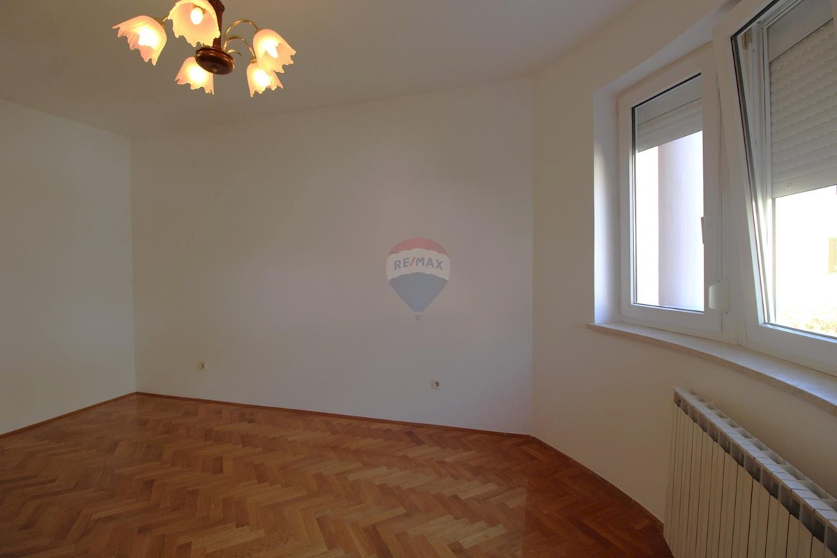 Stanovanje/Apartma Centar, Pula, 74m2