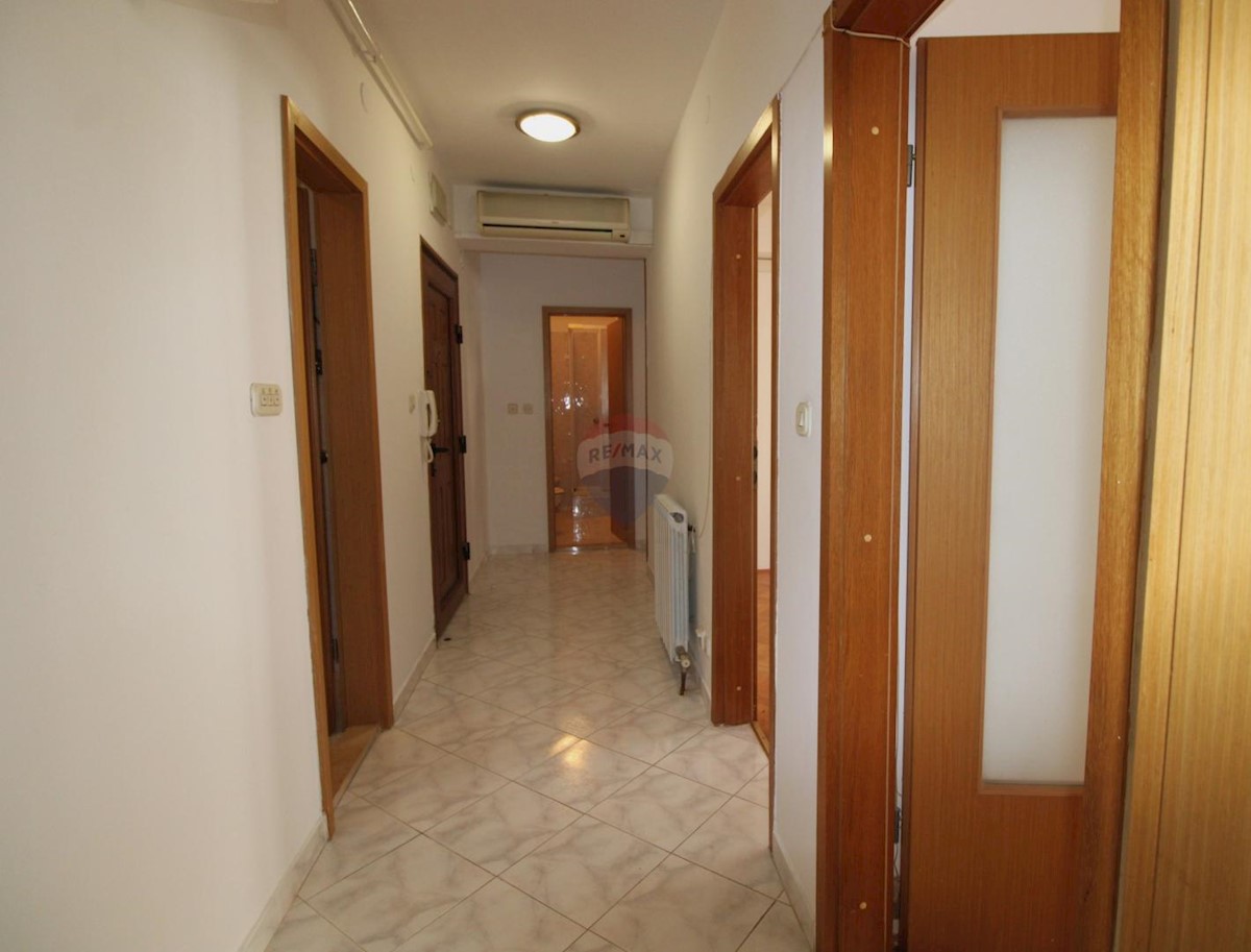 Stanovanje/Apartma Centar, Pula, 74m2