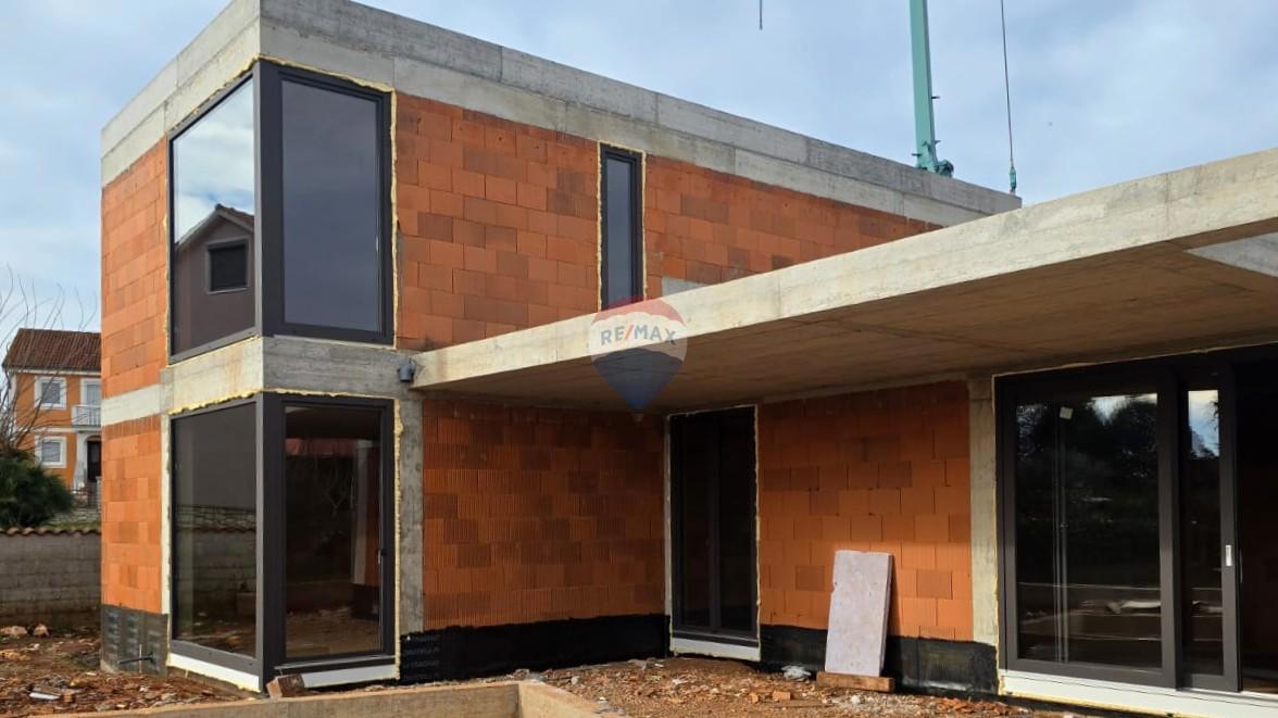 Hiša Karigador, Brtonigla, 175,82m2