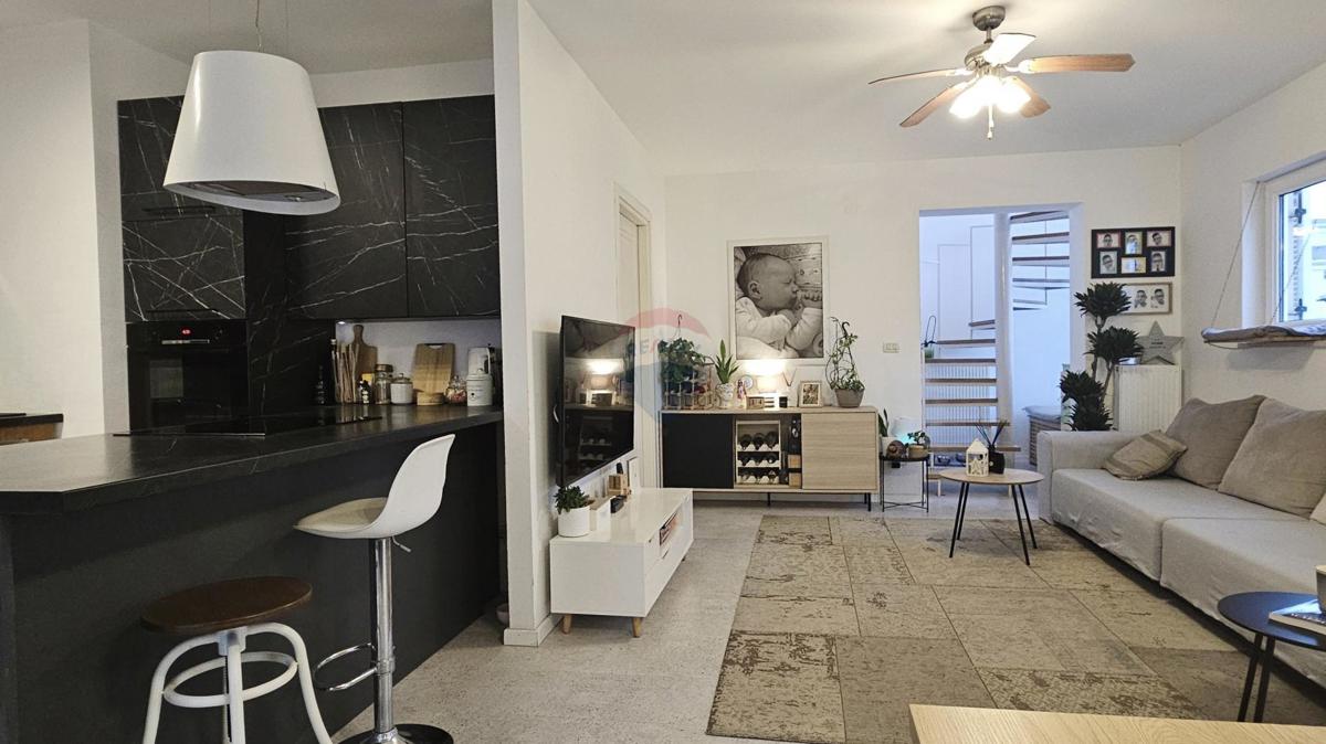 Istra, Banjole, stanovanje 108 m², bližina plaže
