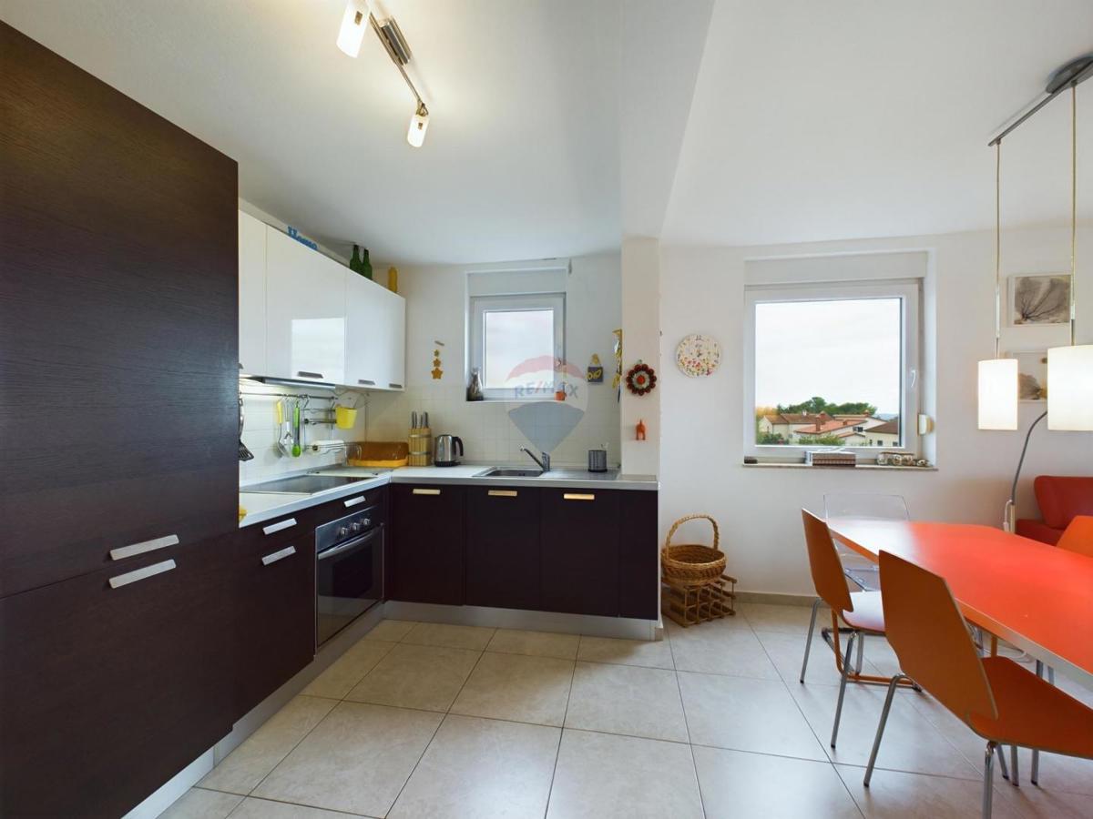 Stanovanje/Apartma Peroj, Vodnjan, 107,30m2