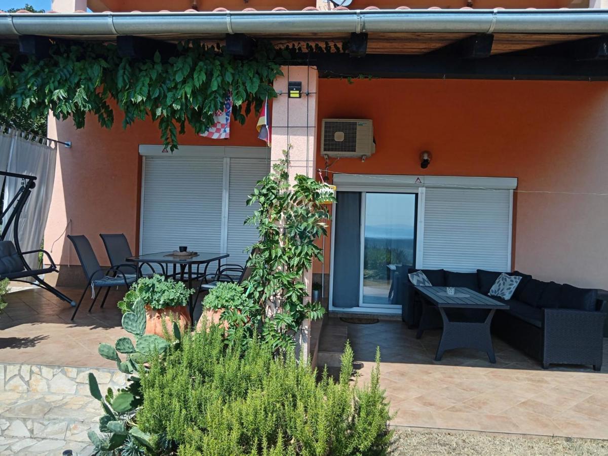 Hiša Šmrika, Kraljevica, 200m2