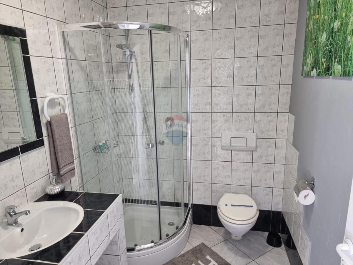 Hiša Šmrika, Kraljevica, 200m2