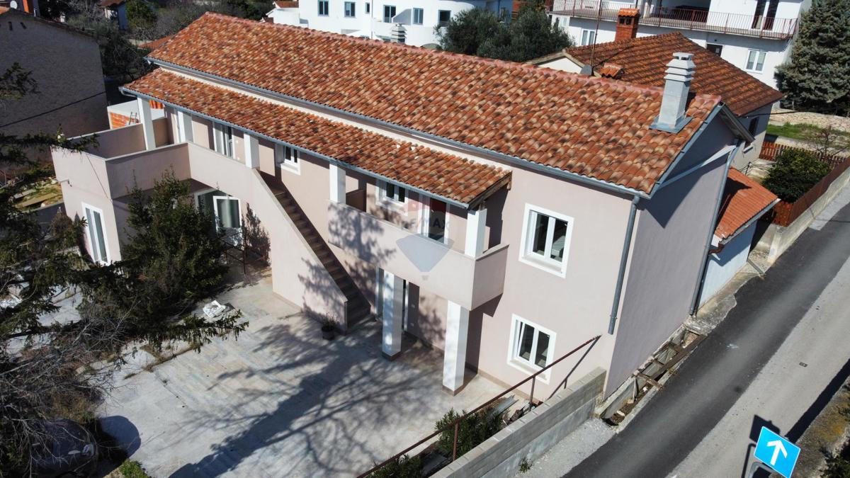 Hiša Medulin, 310m2