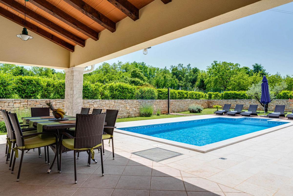 ISTRIA, LABIN - Excellent holiday home with swimming pool